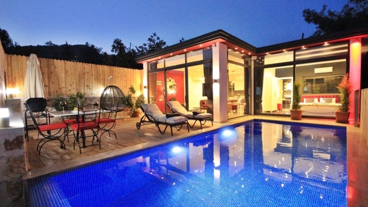 Islamlar Villa | Contemporary Style Honeymoon Villa with Totally Private Pool