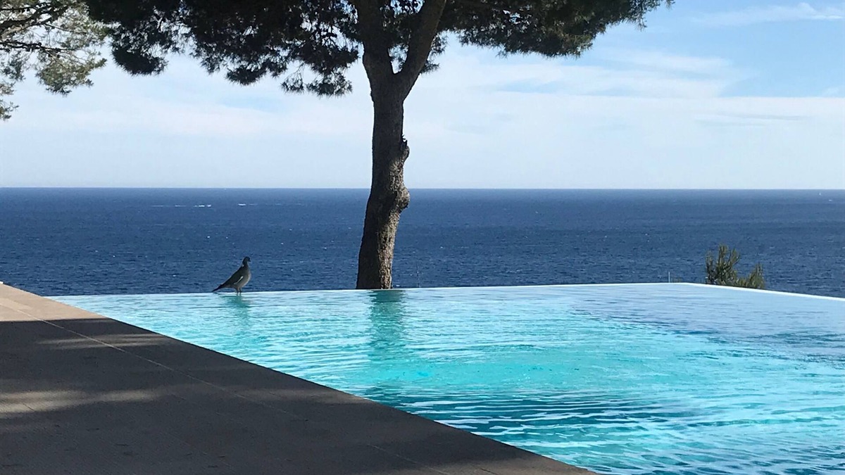 La Ciotat Villa | Contemporary Villa Panoramic sea view over the Bay of La Ciotat