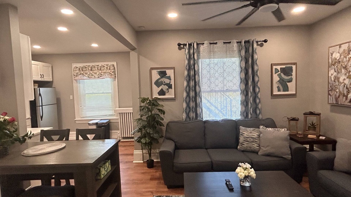 Allentown Apartment | Continental travelers suite! Spacious apartment, 5 minutes from Dorney Park !
