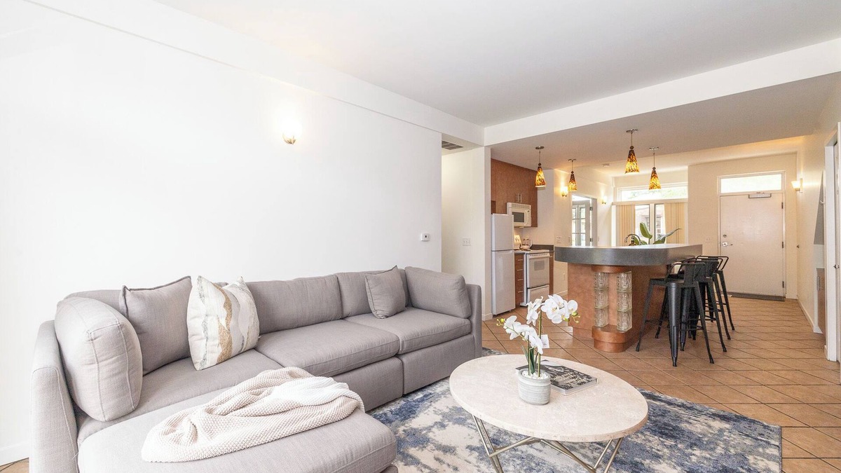 Ann Arbor Condo | Convenience and luxury converge in Ann Arbor