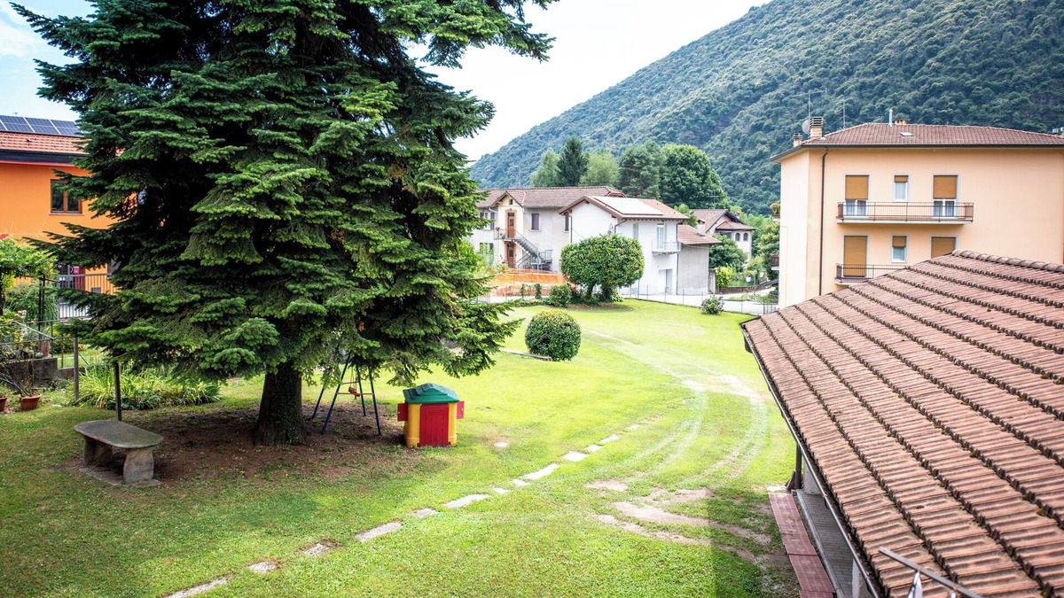 Comero Apartment | Convenience within walking distance of Verbania