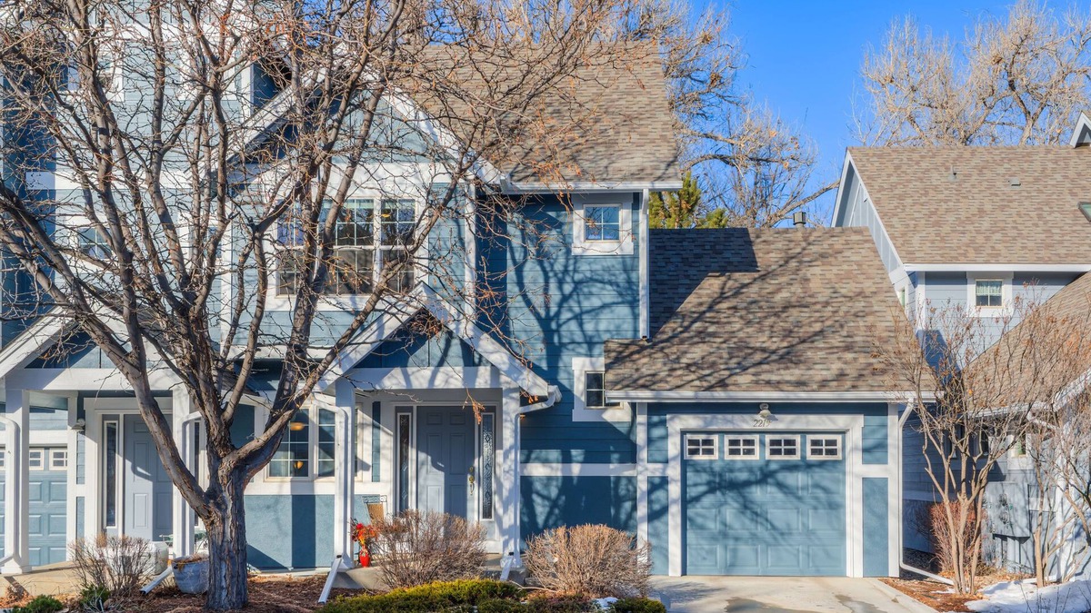 Longmont House | Convenient 2 bedroom Townhouse with walking path, pool and great location.