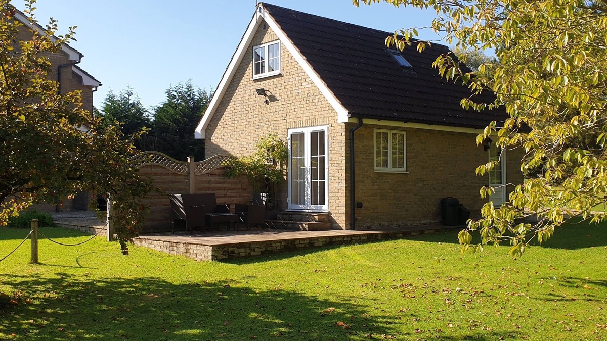 Low Catton Cottage | Convenient for access to York and the coast and moors.