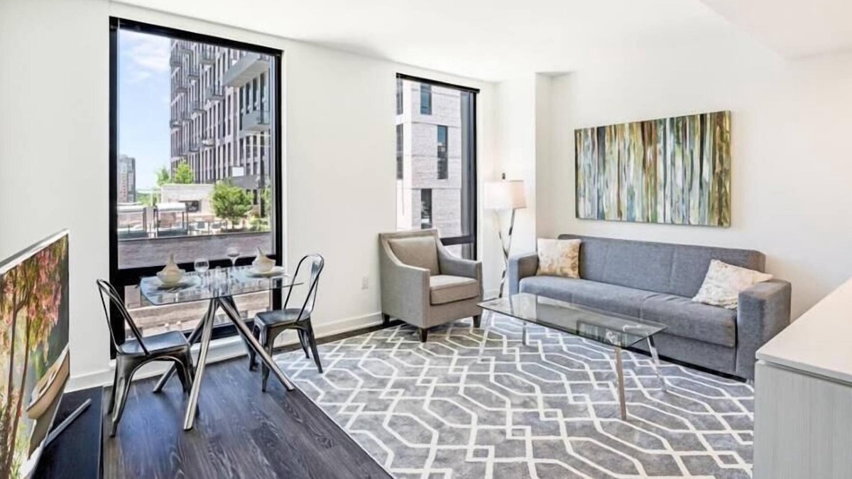 Reston Apartment | Convenient for Professionals| Lux Amenities | nr Dulles Airport