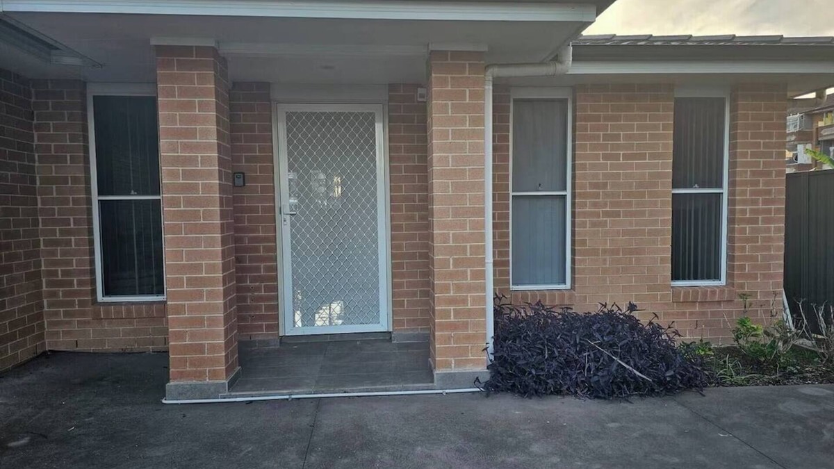 Cabramatta House | Convenient new private entire home in the heart of Little Saigon.