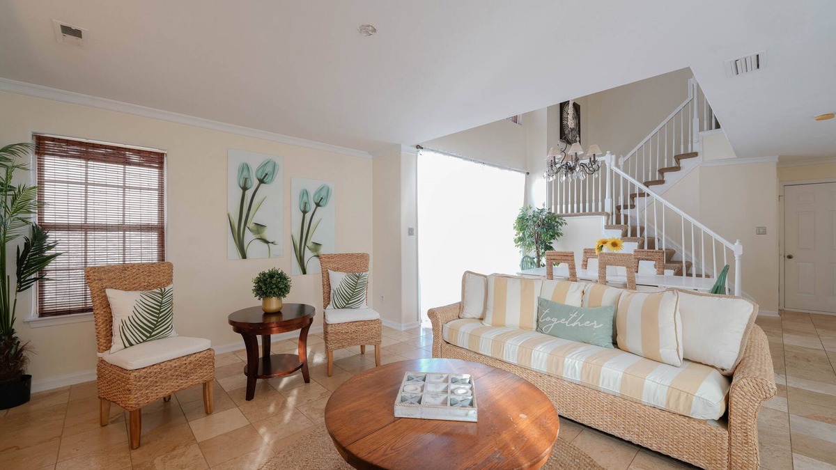 Western Branch North House | Convenient to all 7 cities
