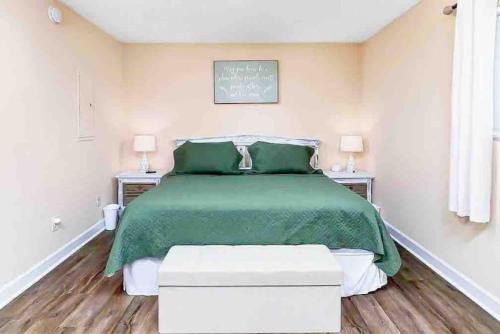 Oxford House | Convenient to campus and The Square