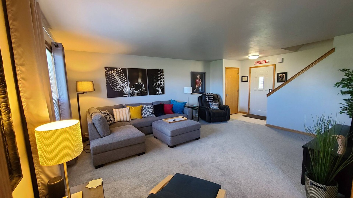 Green Bay House | Convenient to Green Bay's beltline where you can get anywhere in 15 minutes.