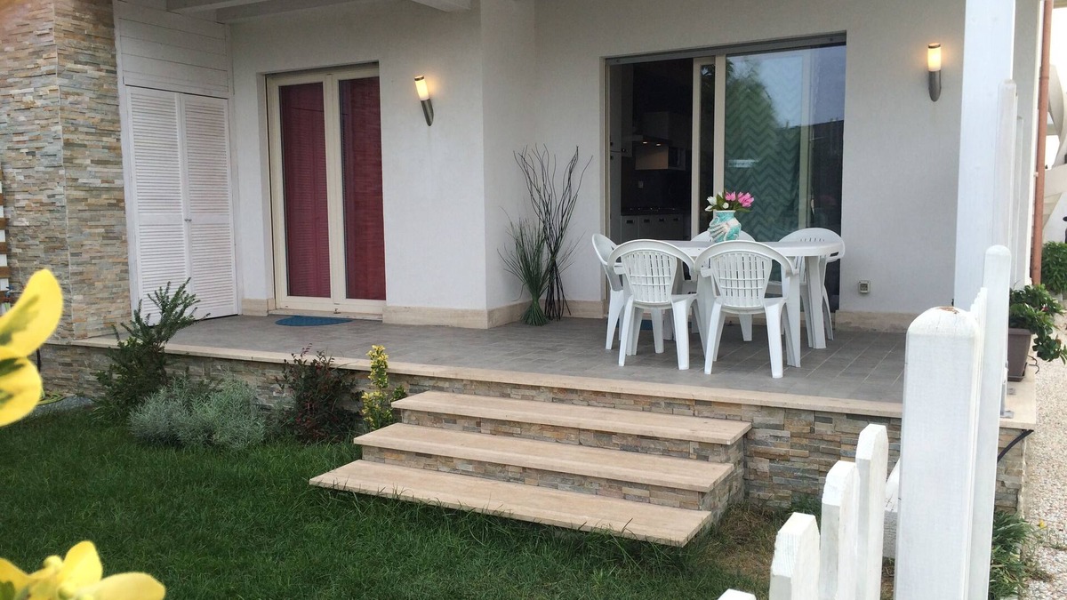 Focene Apartment | Convenient villa for visiting Rome and wonderful days at the beach