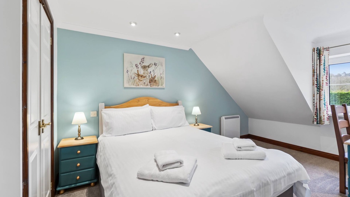 Saltash Cottage | Conveniently located to explore all that Cornwall and Devon have to offer