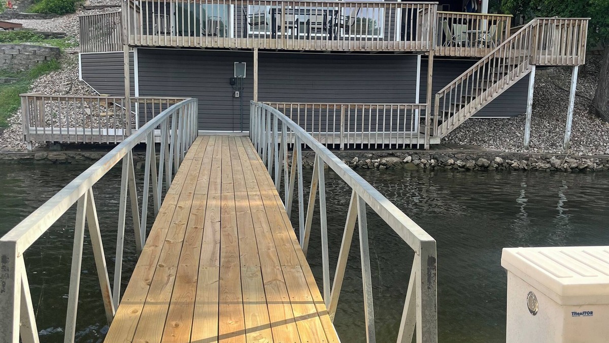 Sunrise Beach House | CONVENIENTLY LOCATED, recently remodeled private lake home in Sunrise Beach!