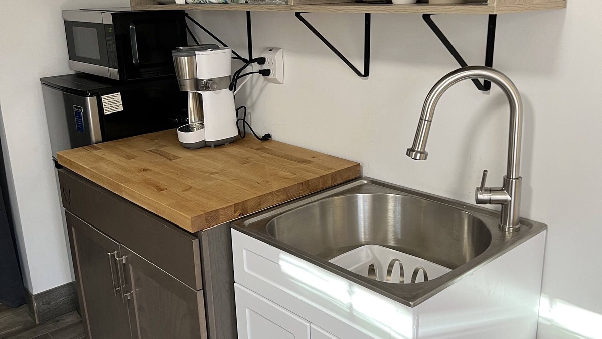 Conover Apartment | Conveniently located Studio apartment in Conover