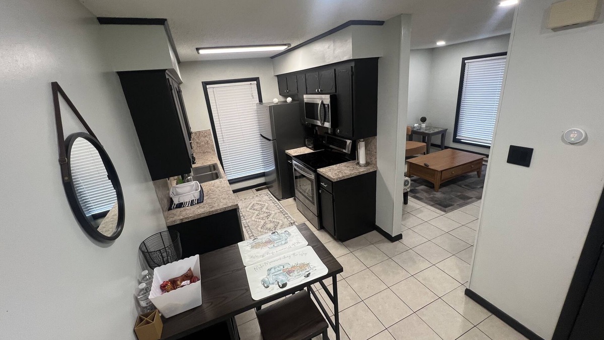 Fort Smith House | Conveniently located duplex!