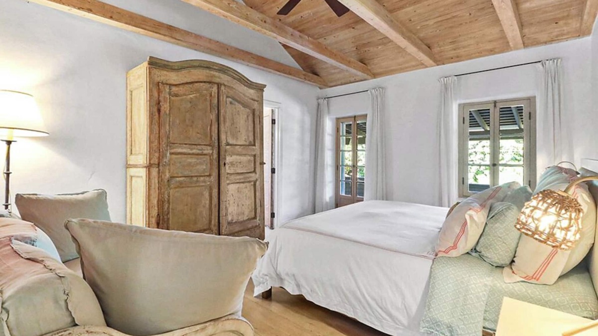 Dunmore Town House | Convent - Dunmore Town