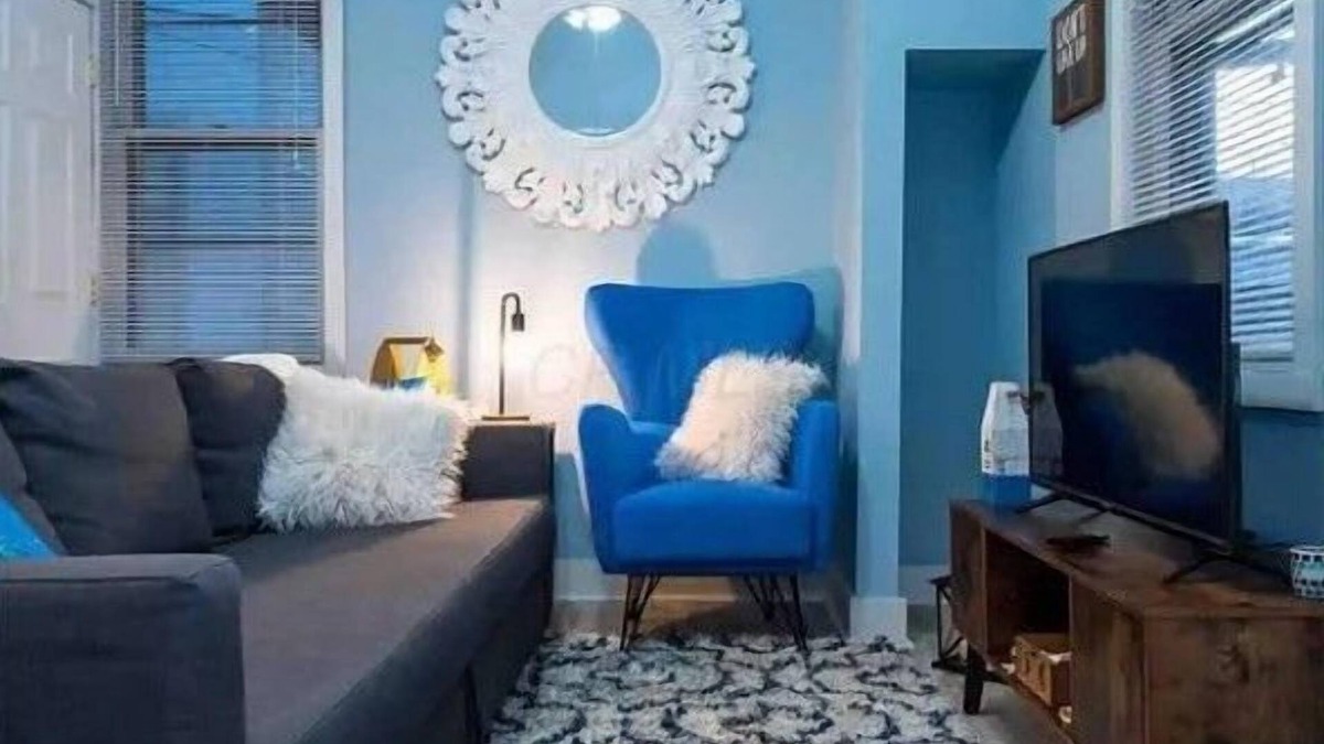 Victorian Village House | Convention - Short North - Free Parking - Queen Bed