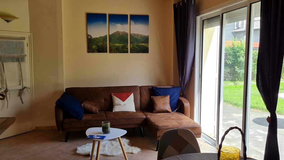 Labarthe-Riviere House | Converted barn "LA JAUNETTE