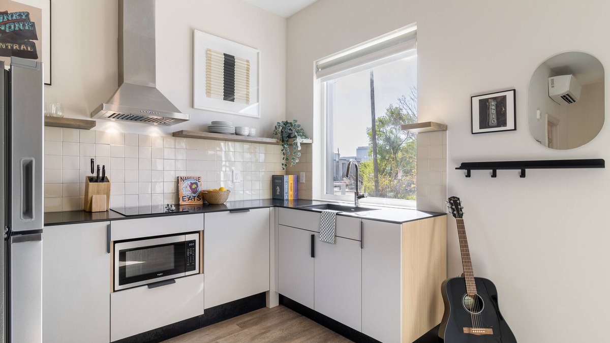 Buena Vista Apartment | Conway C107 by AvantStay | Heart of Nashville