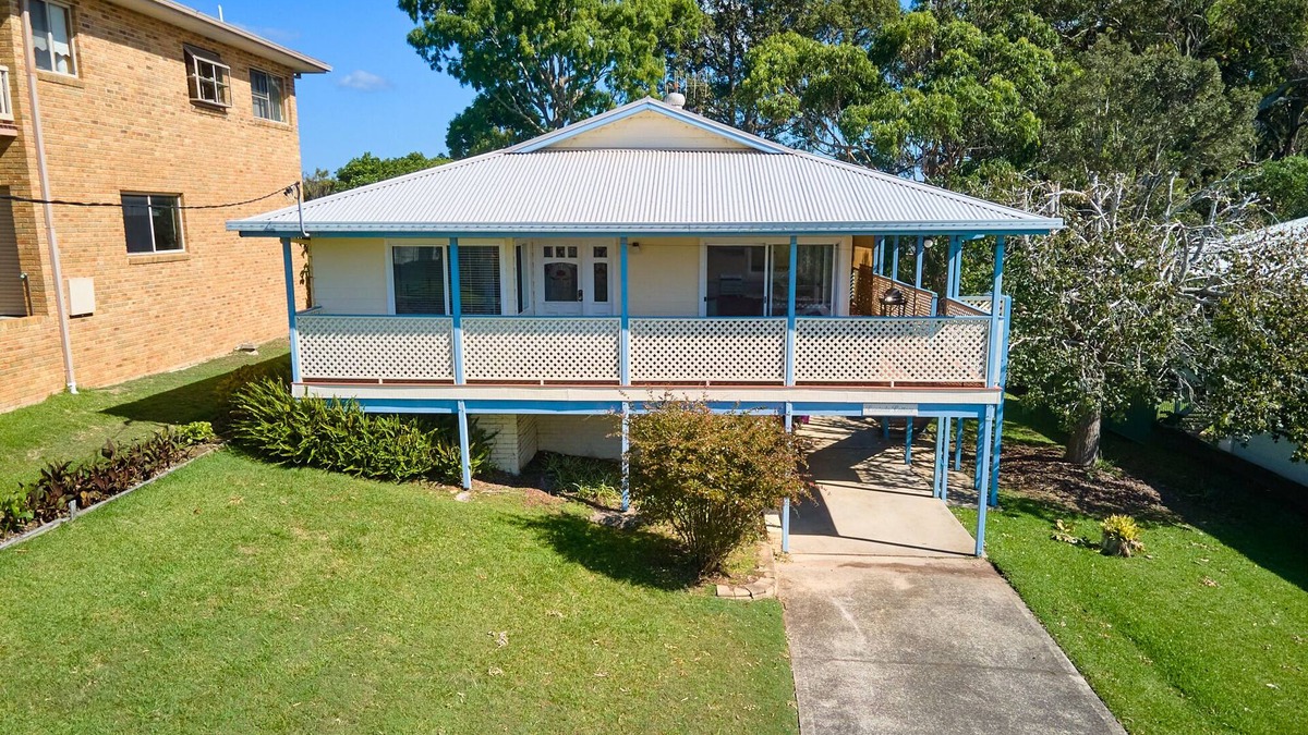 Black Head House | Cooinda Cottage - A Beautiful holiday home in the heart of Black Head.