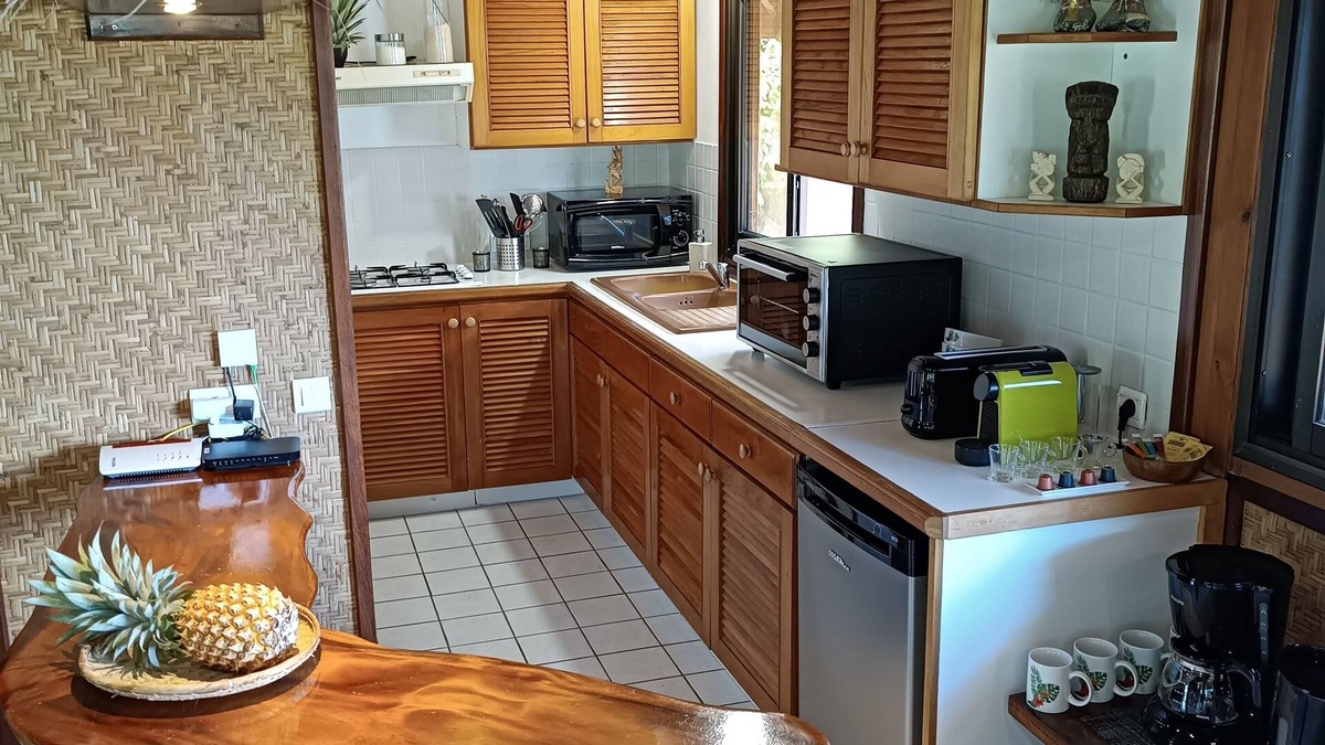 Otumai House | Cook's Bay Lodges - Fare Nui - Incredible view