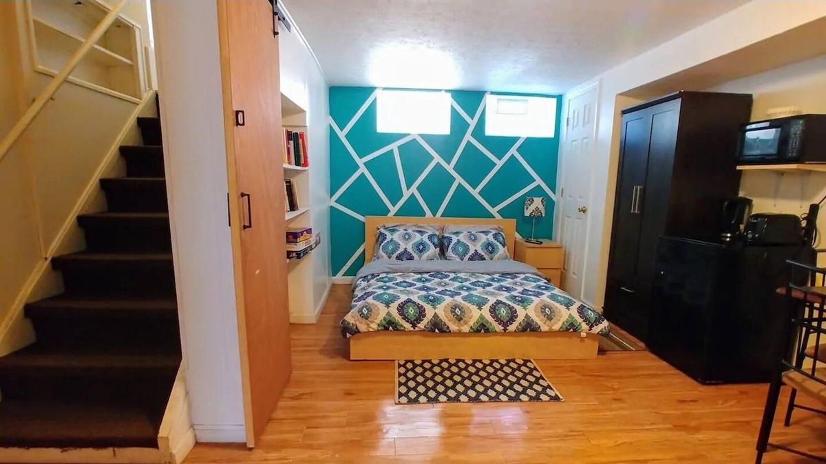 Old Brooklyn Apartment | Cool Finished Basement Suite
