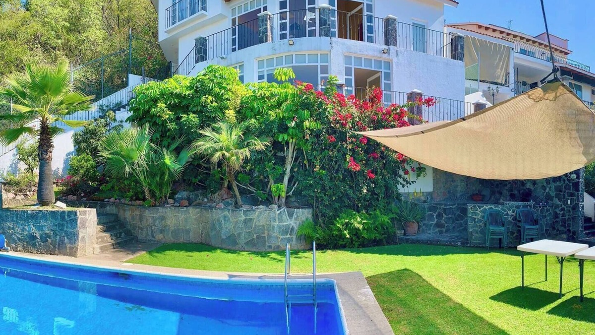 Ixtapan de la Sal Villa | Cool Mexican Villa in charming Ixtapan de la Sal, Rancho San Diego, Edomex