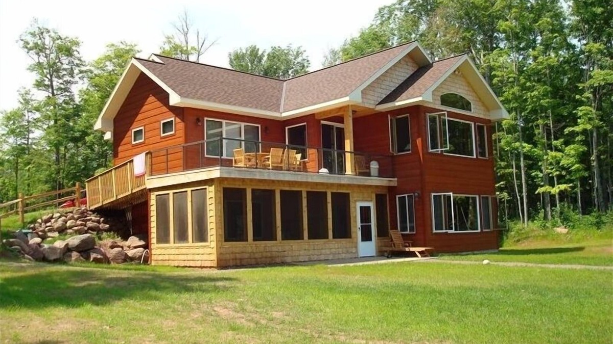 Marenisco House | Cool Water Shores, Lake Gogebic Luxury Home