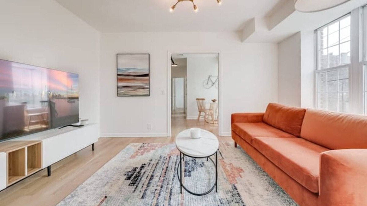 Communipaw Apartment | Coolest Digs in BeLa