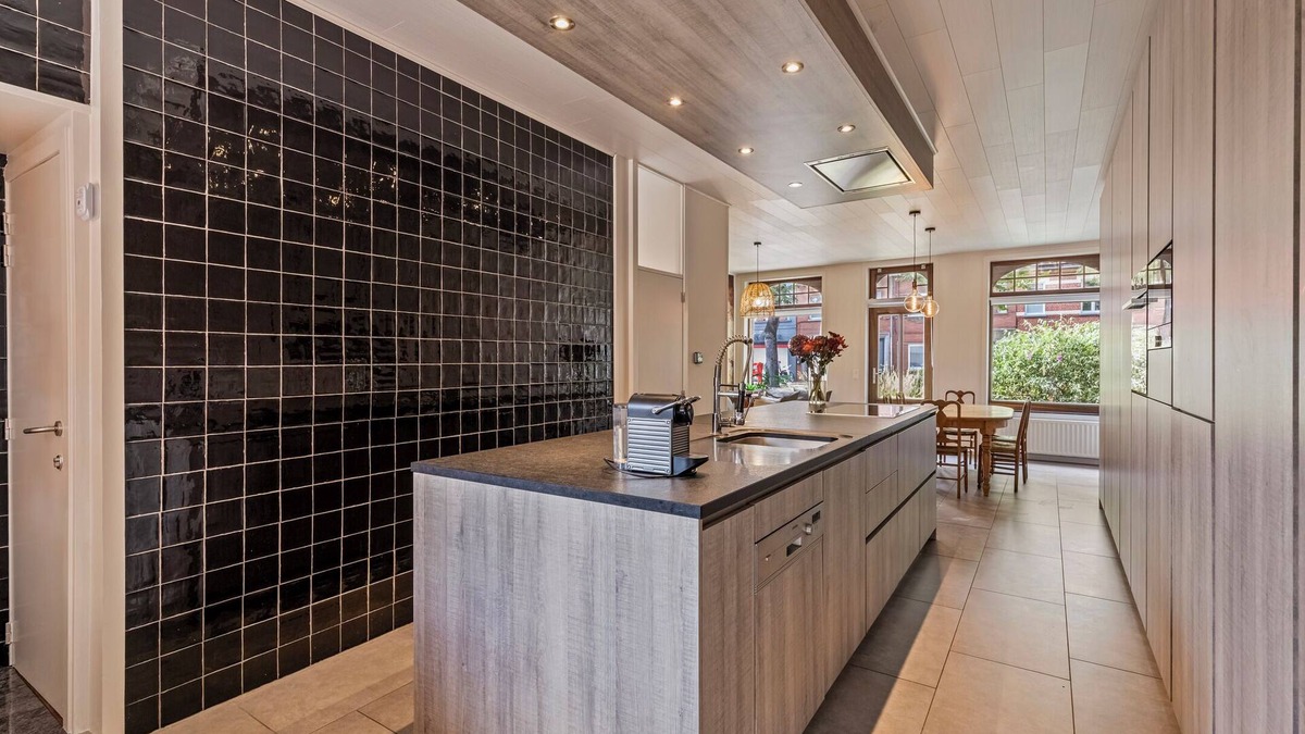 Sint-Jozef House | Coolhuys , your home in Bruges away from home.
