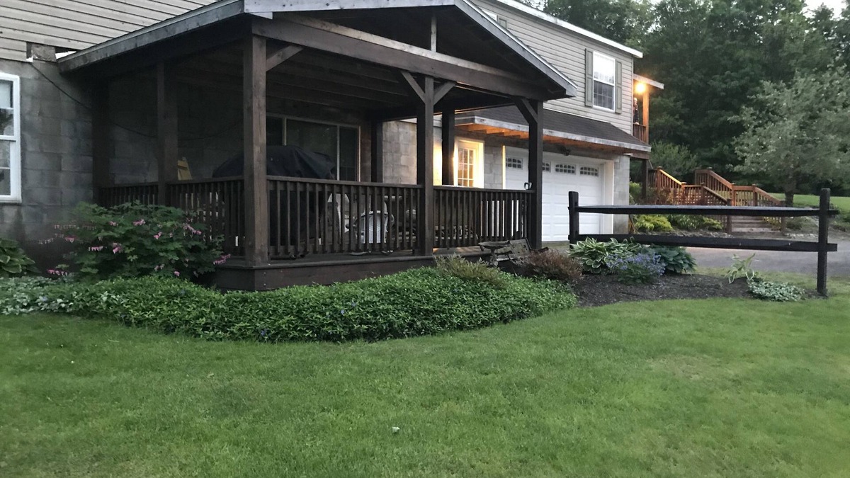 Richfield Springs Apartment | Coolis' Country Corner