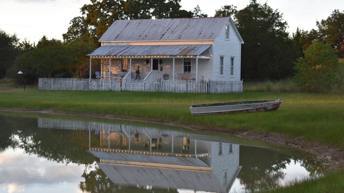 Warrenton Other | Cooper House --Round Top Restored 1800's Charming Farmhouse On 10 Acres W/ Pond
