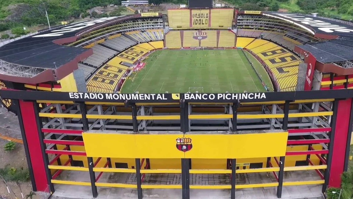 Guayaquil Ski Chalet | Copa Libertadores final, Monumental Banco Pichincha Stadium