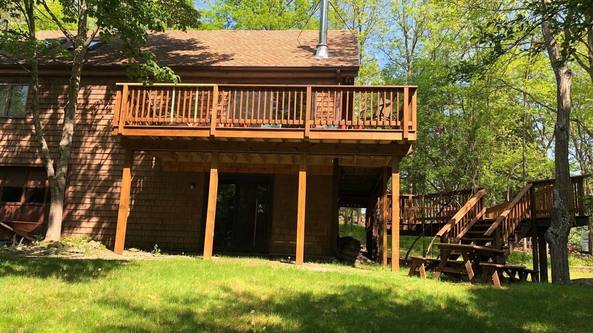 Copake Lake House | Copake Lake Rustic All-Season 3 Bdrm, 2 Bath Home