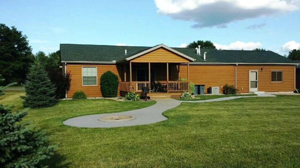 Spring Brook House | Copal on Lake Shore @ Spring Brook Resort
