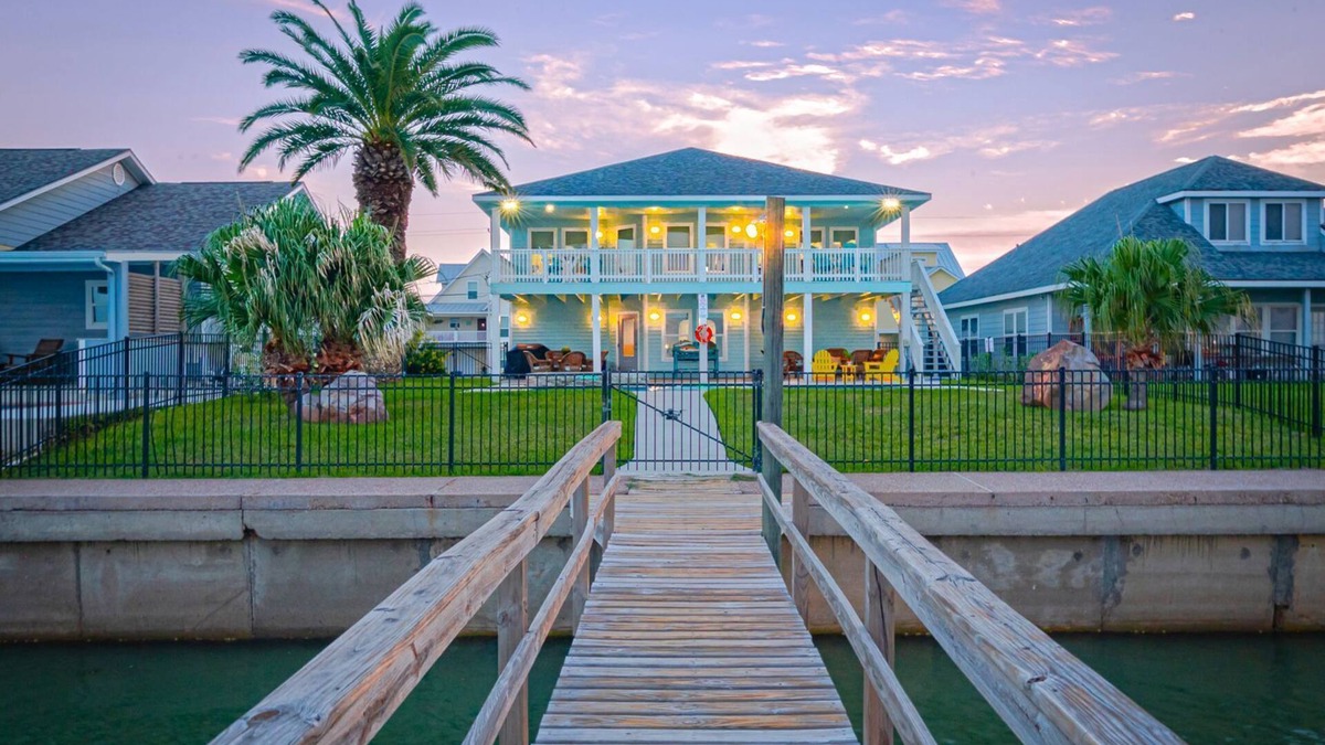 Rockport House | Copano Bay, Rockport, Tx. Waterfront, Private Pool & Hot Tub, & Pier