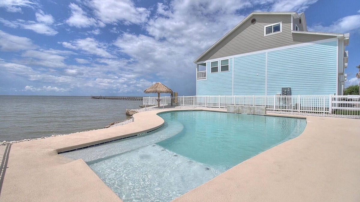 Rockport House | Copano Breeze 3 Bedroom Home by RedAwning