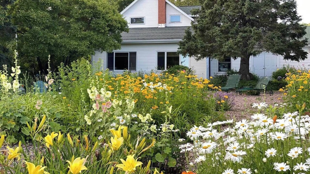 Champion House | Copper Moose Cottage