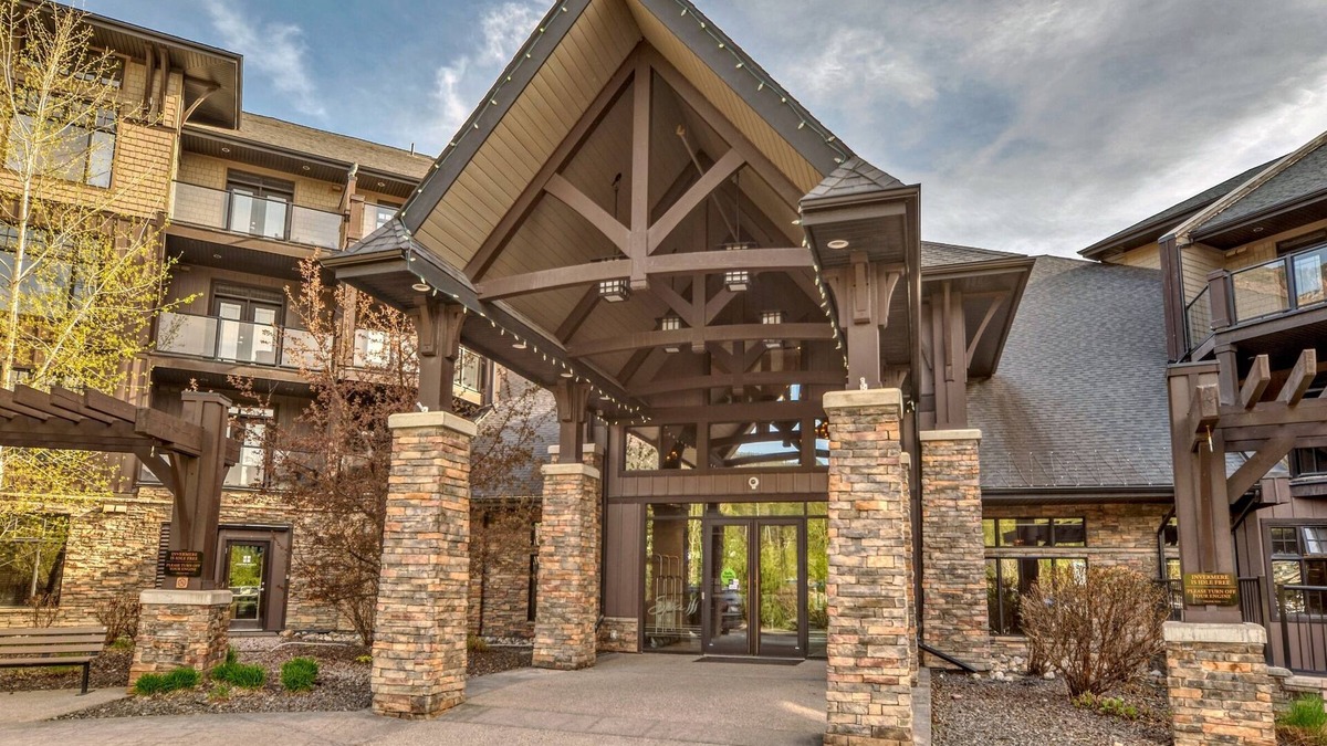 East Kootenay Resort | Copper Point Resort
