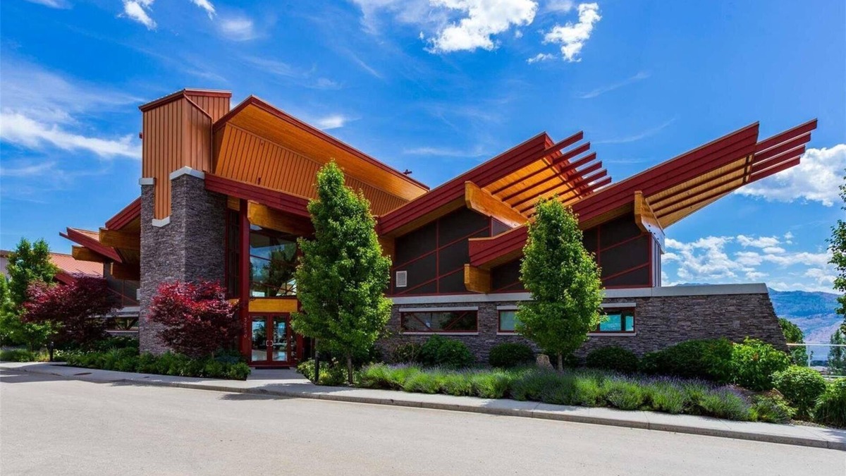 Westbank Condo | Coppersky Oasis