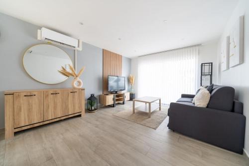 Port-de-Bouc Apartment | Coquet studio