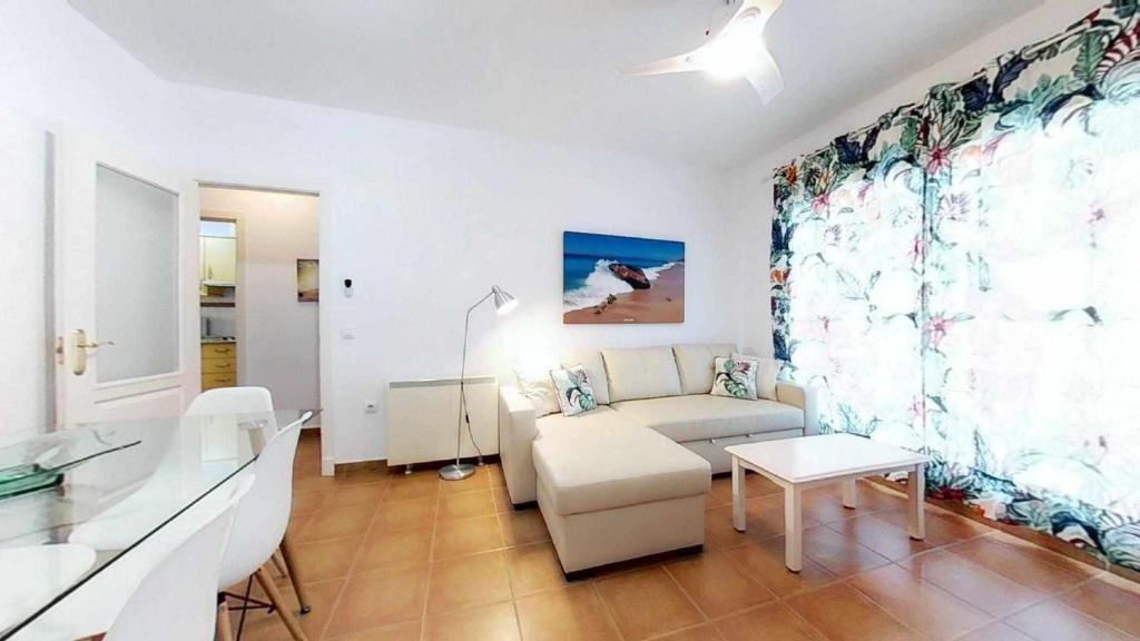 Zahara de los Atunes Apartment | Coqueto y práctico apartamento en pueblo de Zahara