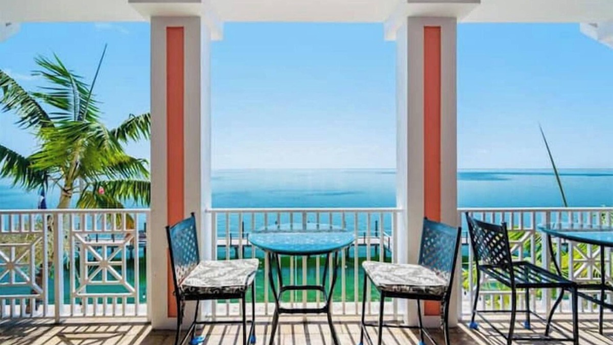 Coquina Key Apartment | Coquina Key tropical paradise