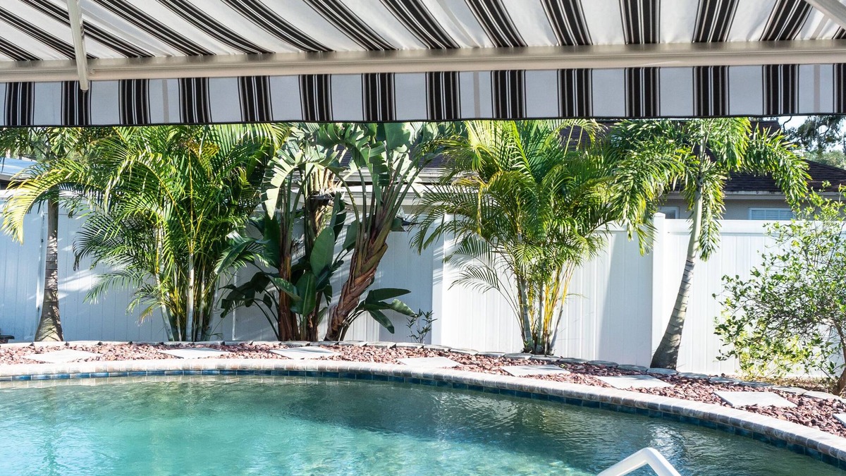 Baywood Village Cottage | Coral Cottage pool/gas firepit a 2 bedr 2 bath sleeps 6