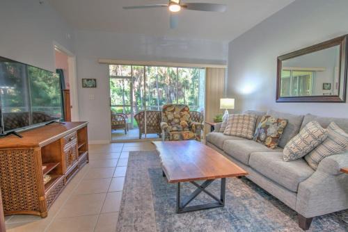 Ole House | Coral Falls of Lely w Tiki Huts & Heated Pool