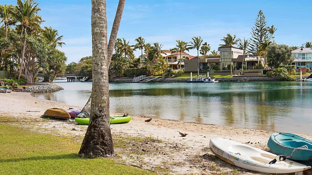 Tweed Heads Apartment | Coral Gate 40 - Absolute Waterfront - Min. 3 Night Stays!