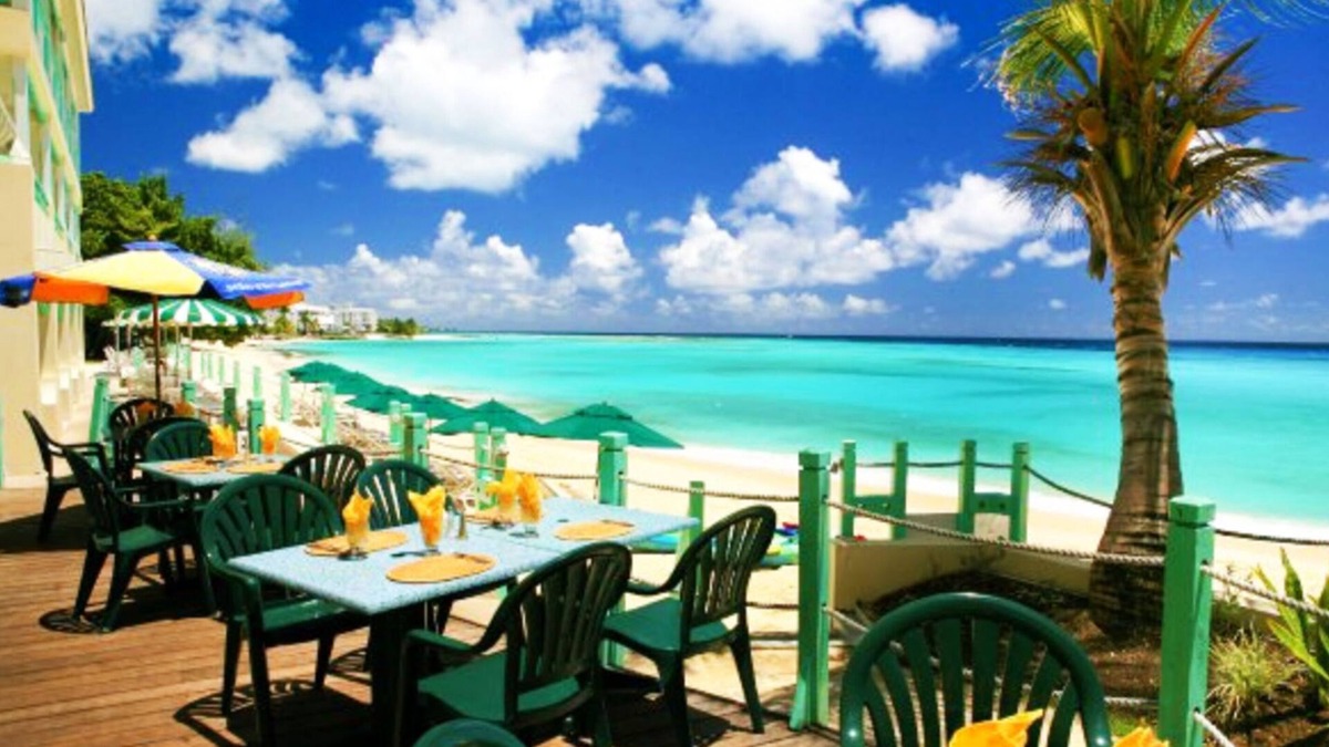 Worthing Hotel | Coral Mist Beach Hotel