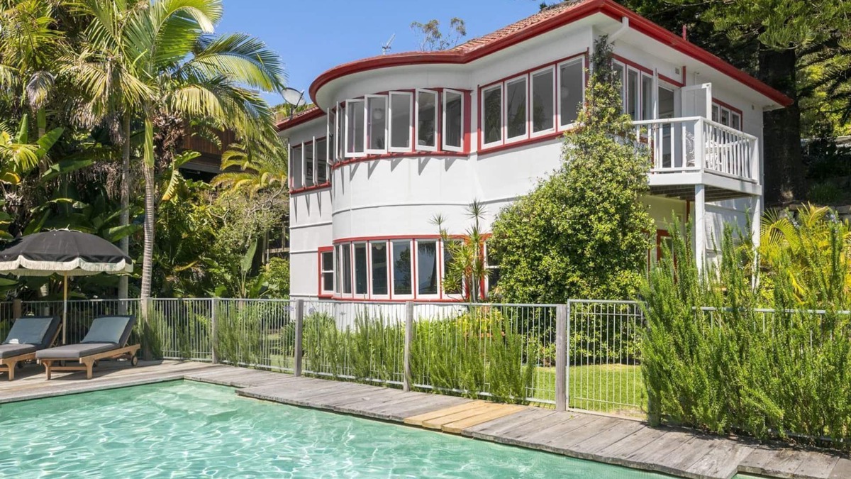 Whale Beach House | CORAL TREE COTTAGE by Palm Beach Holiday Rentals