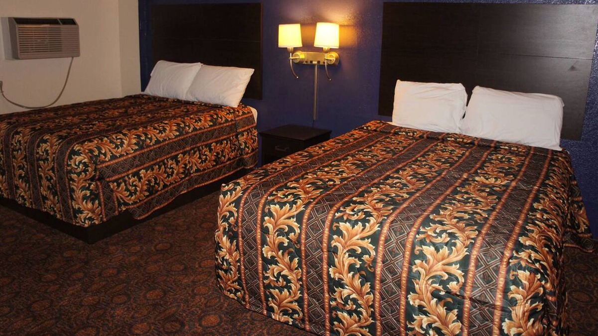 Waite Park House | Coratel Inn & Suites By Jasper Waite Park- Standard 2 Queen Bed Non-Smoking