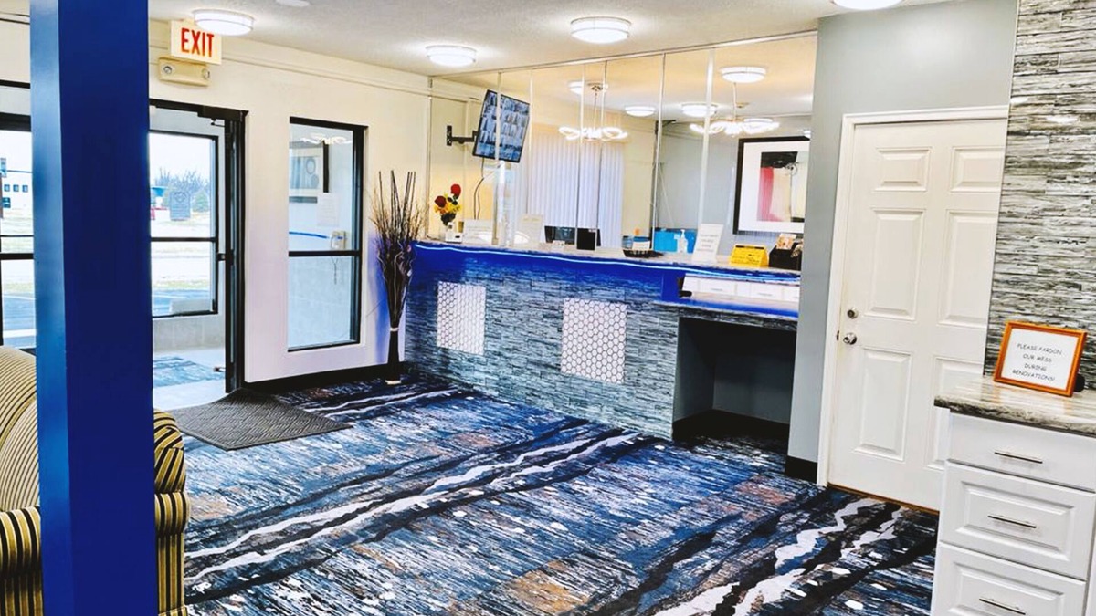 Northfield Hotel | Coratel Inn & Suites By Jasper Northfield