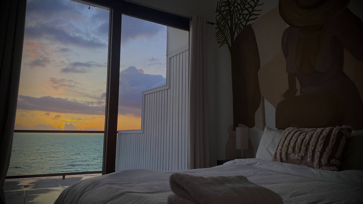 Stella Hotel | Corcega Beachfront Suites