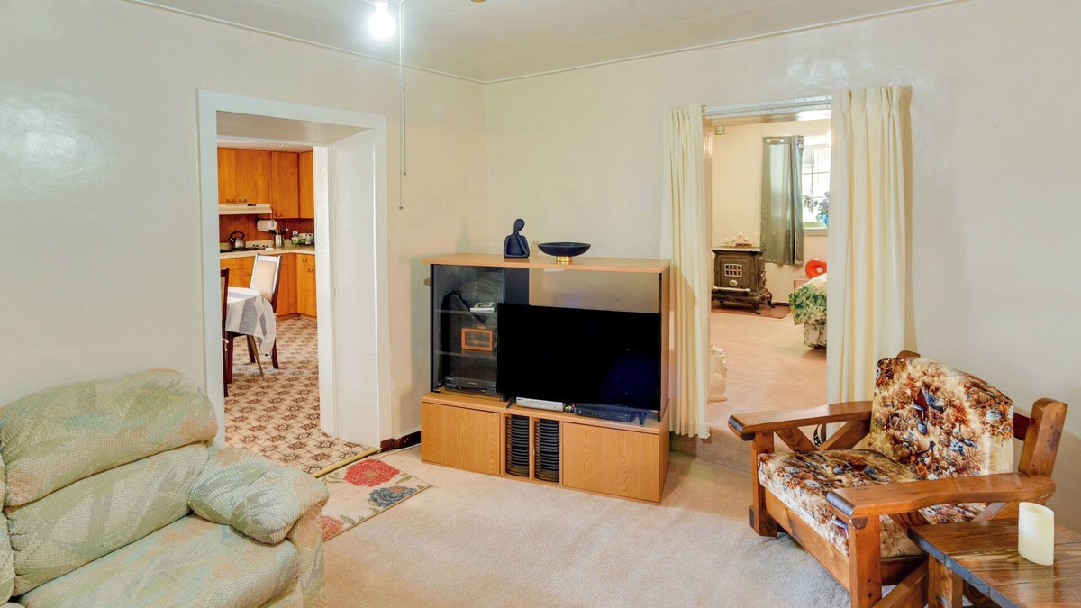 Cordova House | Cordova Vacation Rental w/Porch: Hike & Explore!